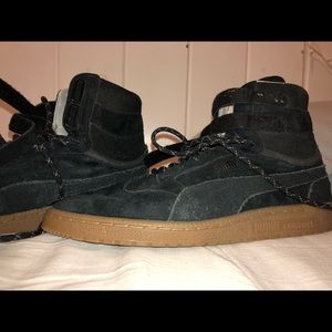 Black puma high tops